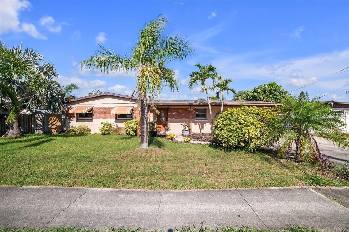 955 Richland Ave., Merritt Island, FL 32953