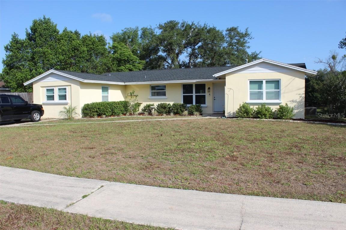 1364 Gainesville Dr., Deltona, FL 32725