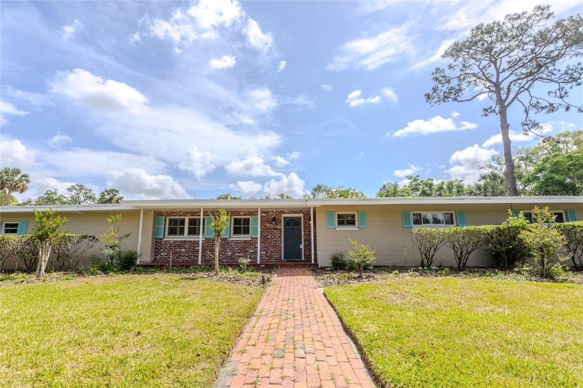 2001 Lily Ct., Sanford, FL 32771