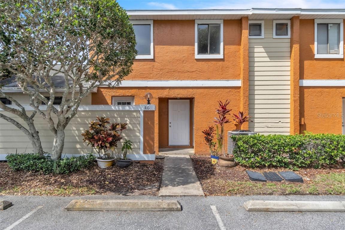 46 Silver Falls Cir., Kissimmee, FL 34743