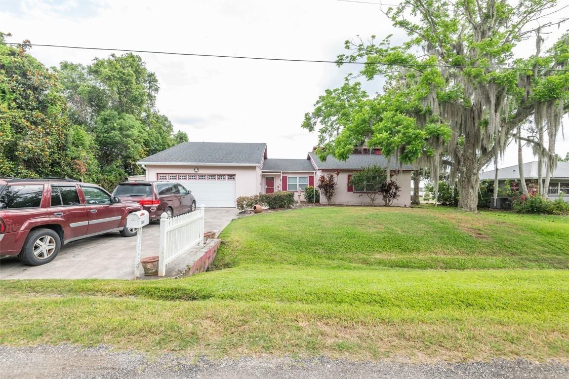 1354 S Shore Dr., St Cloud, FL 34771