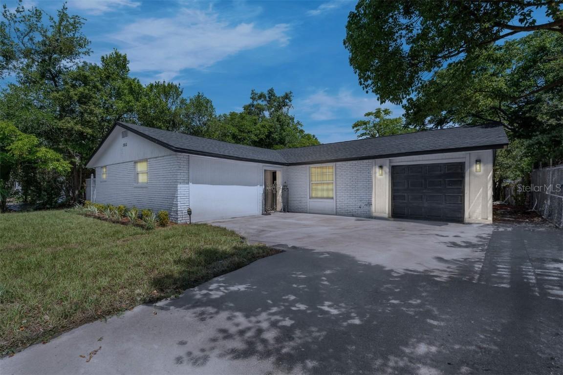 7813 Delphia St., Orlando, FL 32807