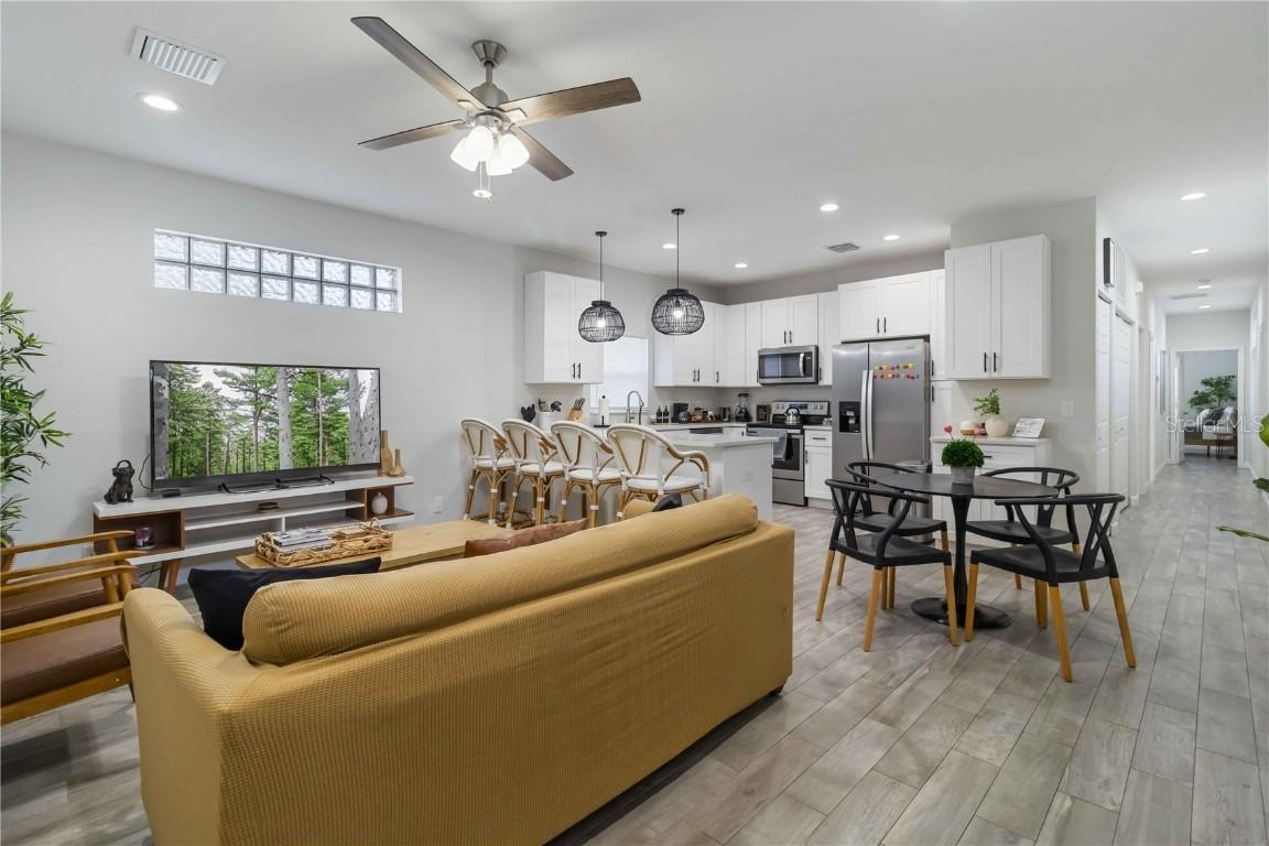 18 S D St., Lake Worth, FL 33460