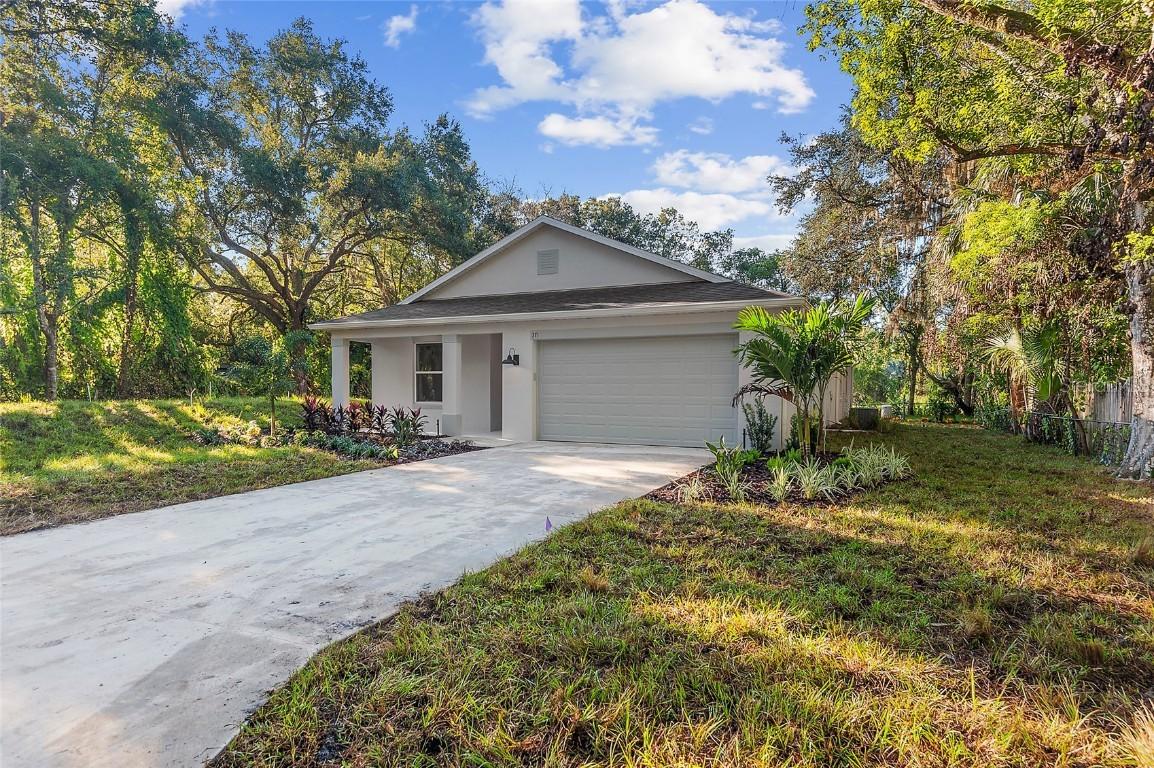 371 Miller Rd., Sanford, FL 32773