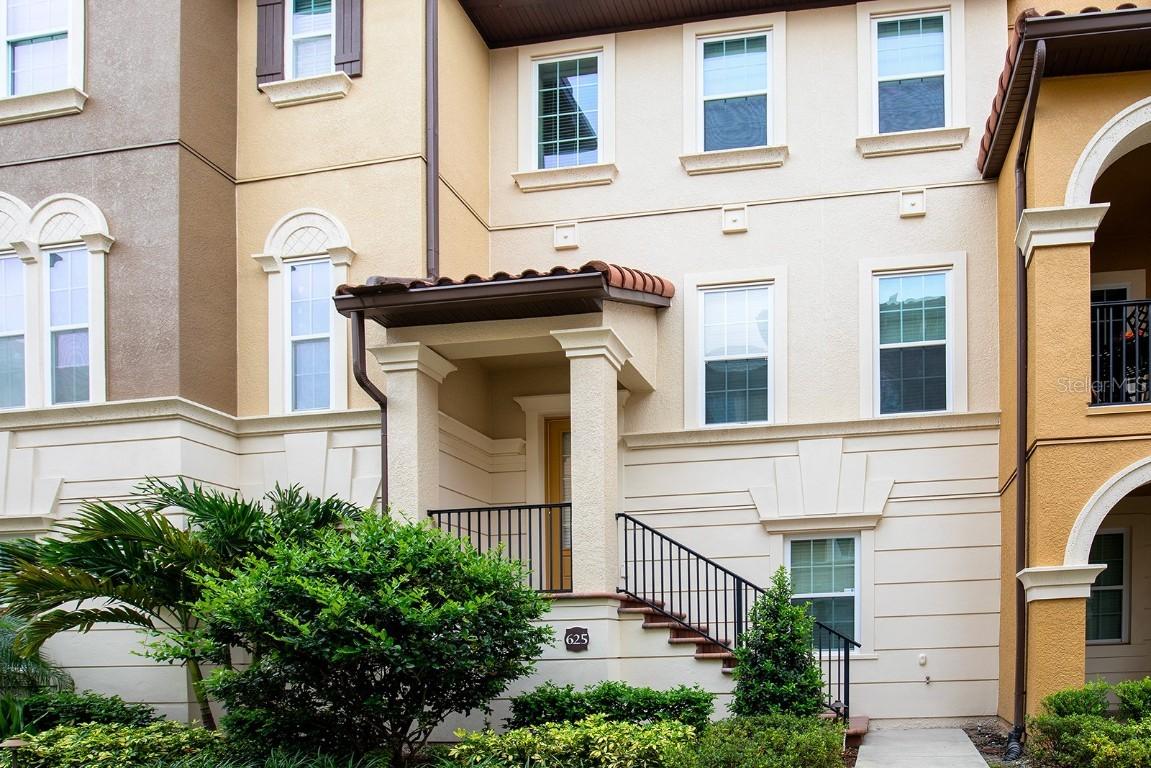 625 Pavia Loop, Lake Mary, FL 32746