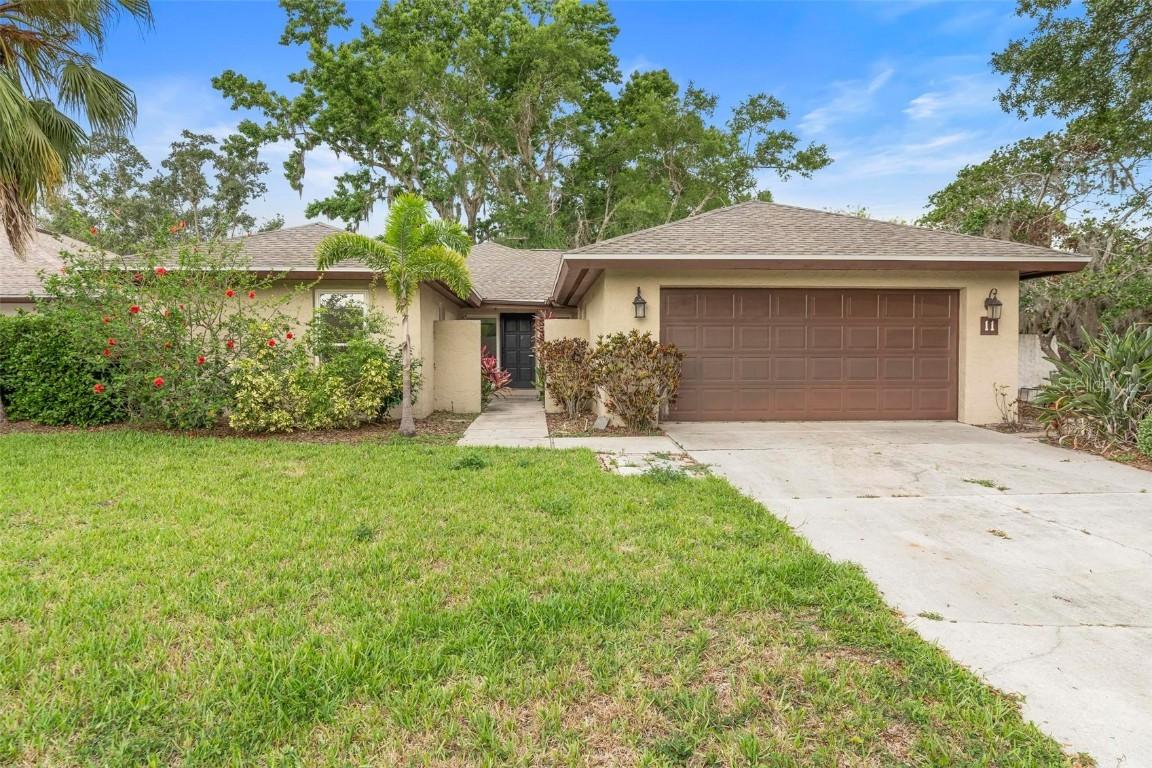 11 Huntley Ct., Haines City, FL 33844