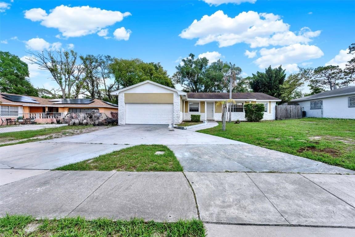 2809 Pioneer Rd., Orlando, FL 32808
