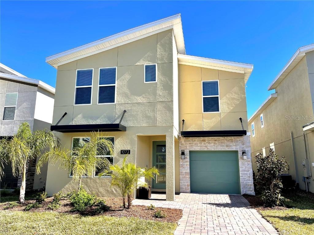 1077 Leader St., Davenport, FL 33896