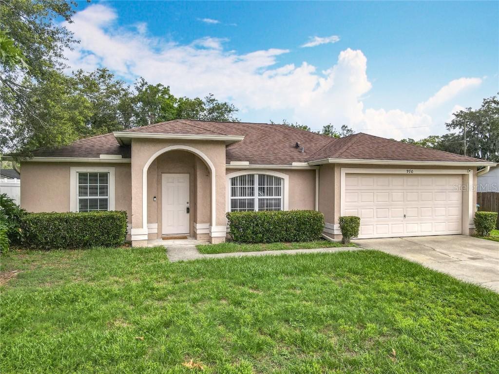 970 Courtland Blvd., Deltona, FL 32738
