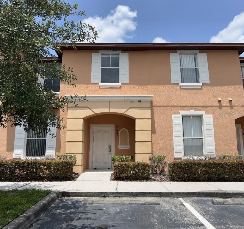 2706 Camaro Dr., Kissimmee, FL 34746
