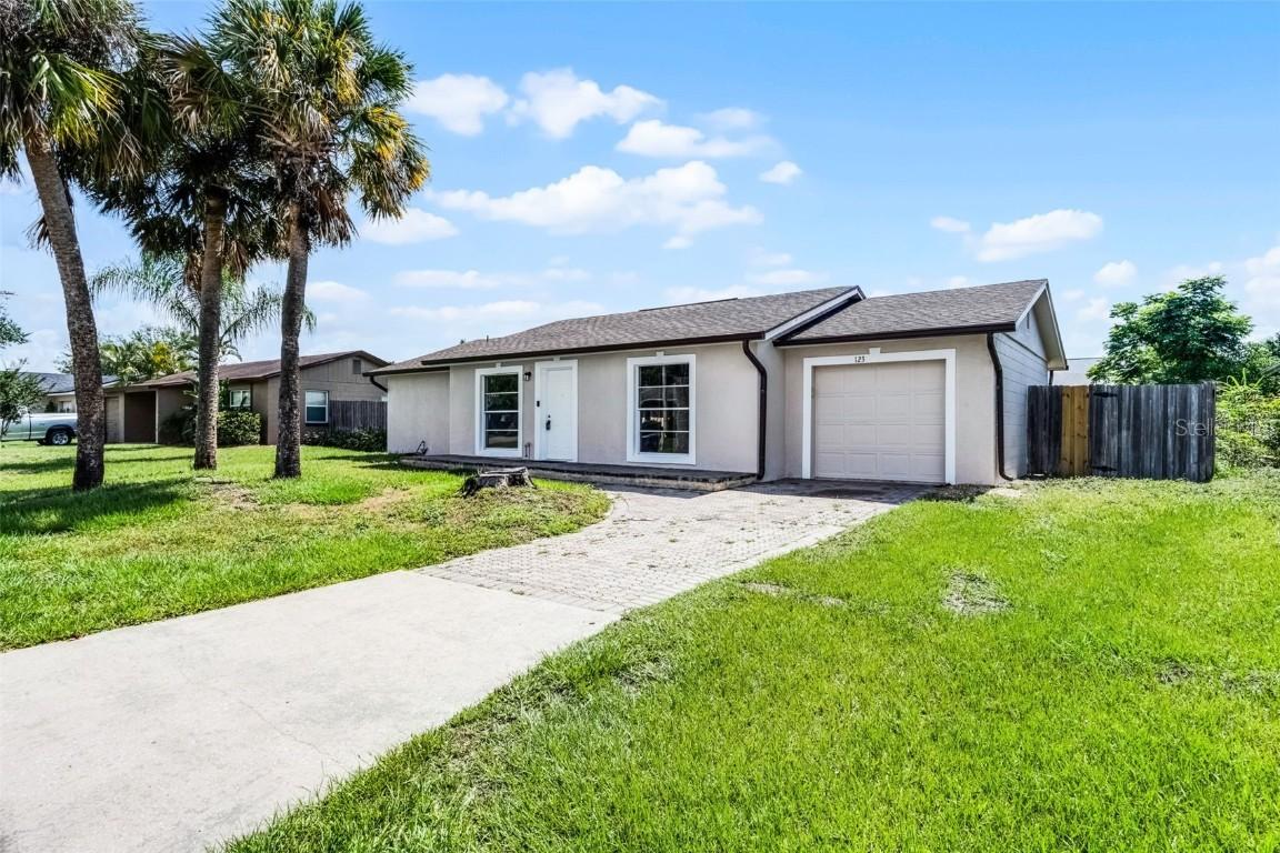 123 Tuxpan Ln., Kissimmee, FL 34743
