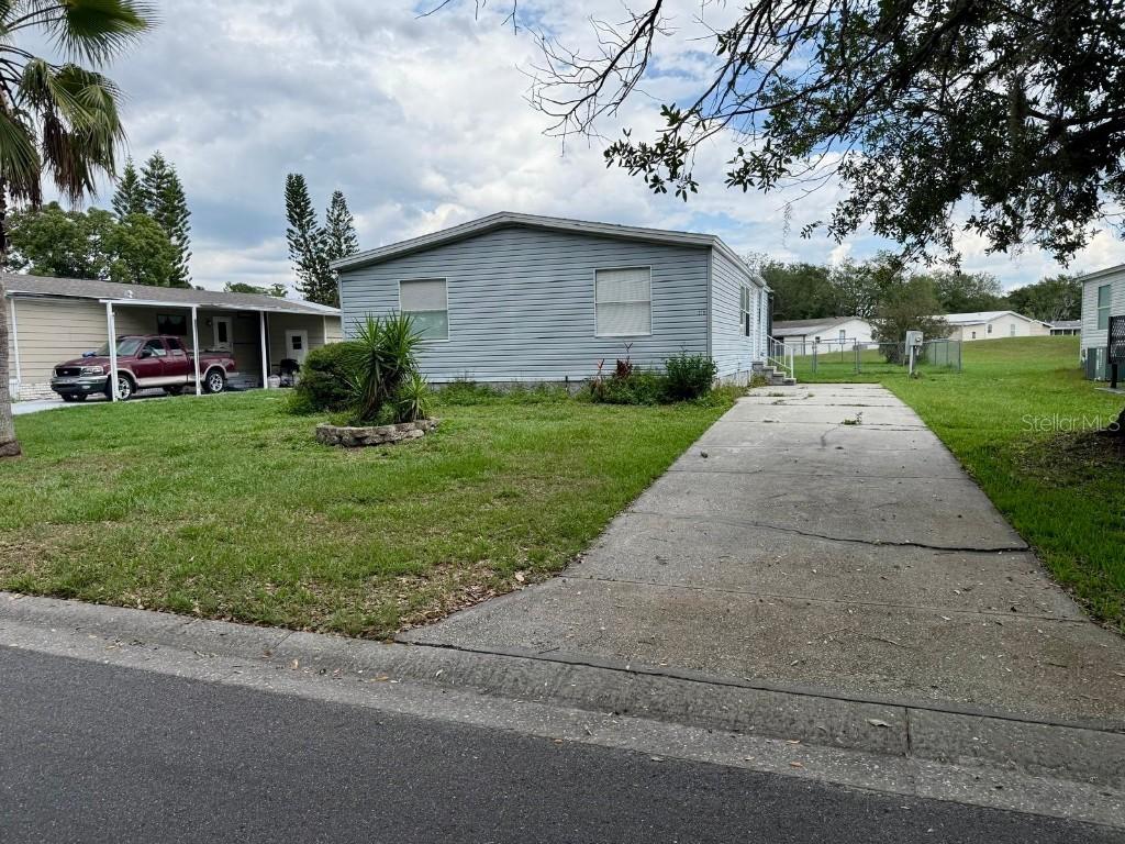2711 Cranmoor Dr., Kissimmee, FL 34758