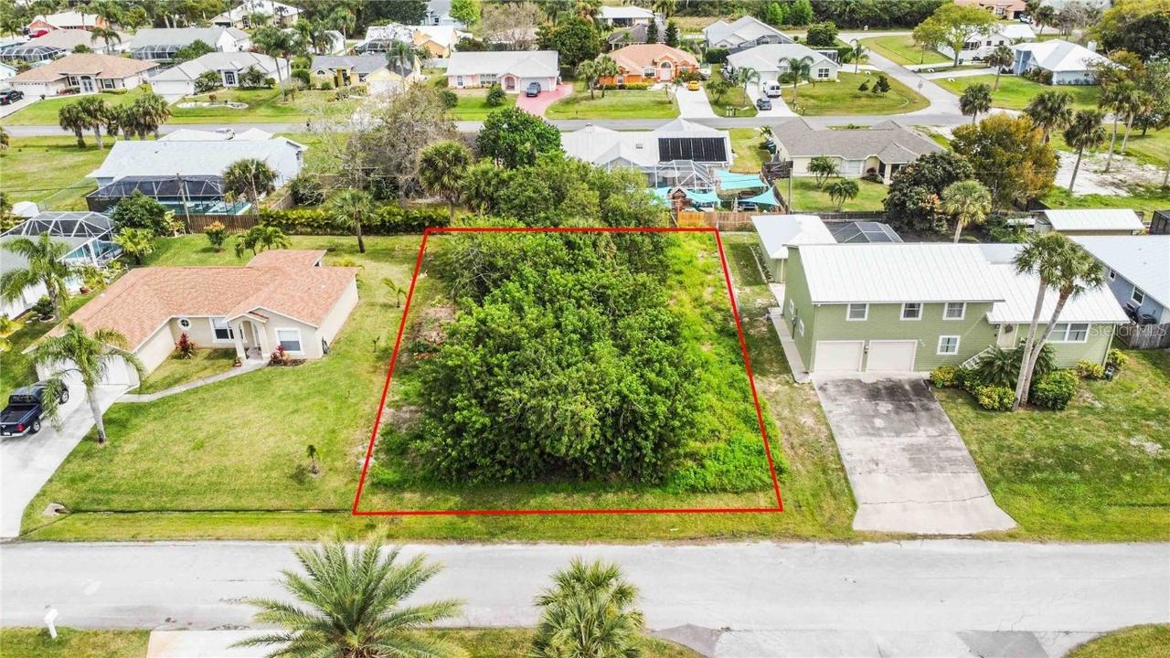 926 Crown St., Sebastian, FL 32958