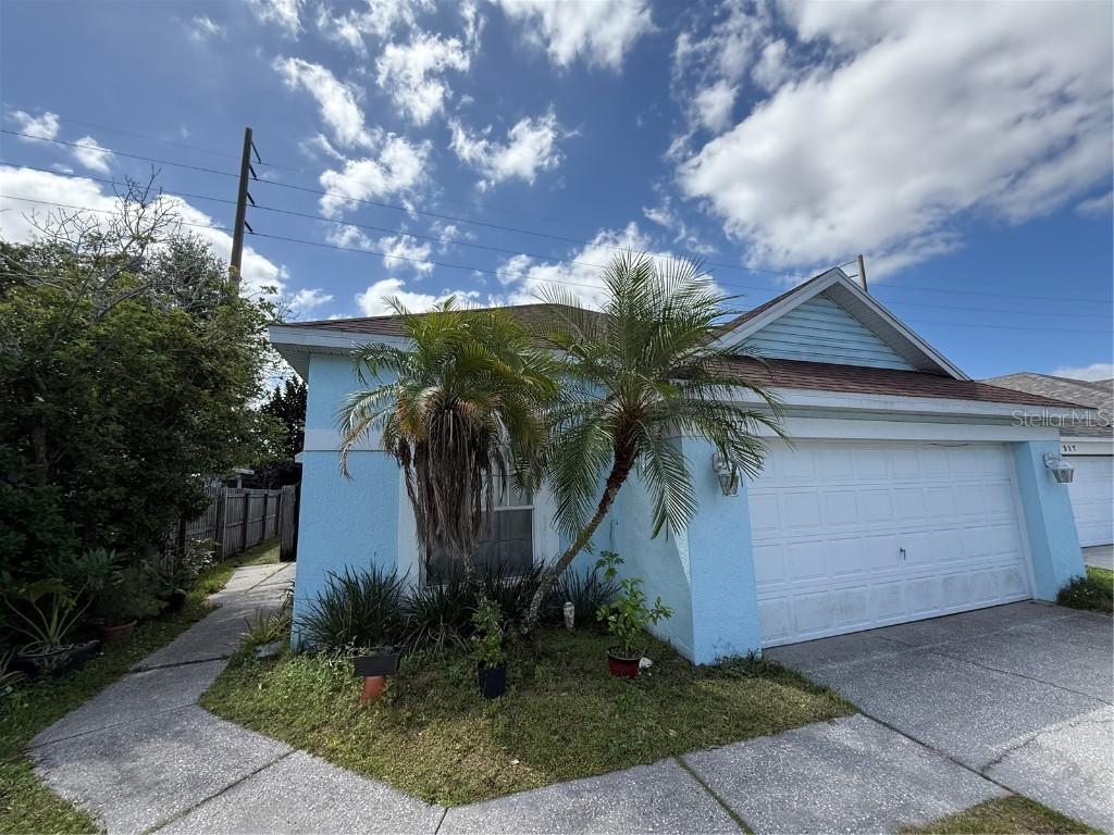 307 Hollingshead Loop, Davenport, FL 33896