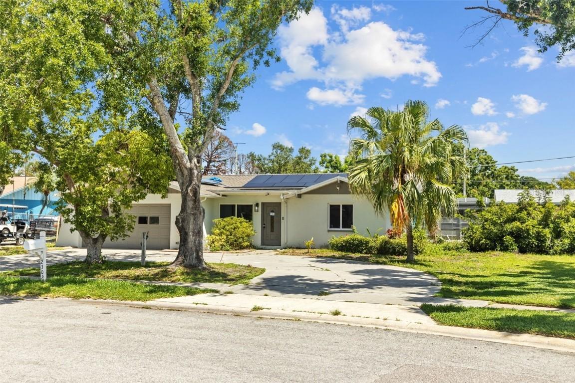 2302 16th St., Palmetto, FL 34221