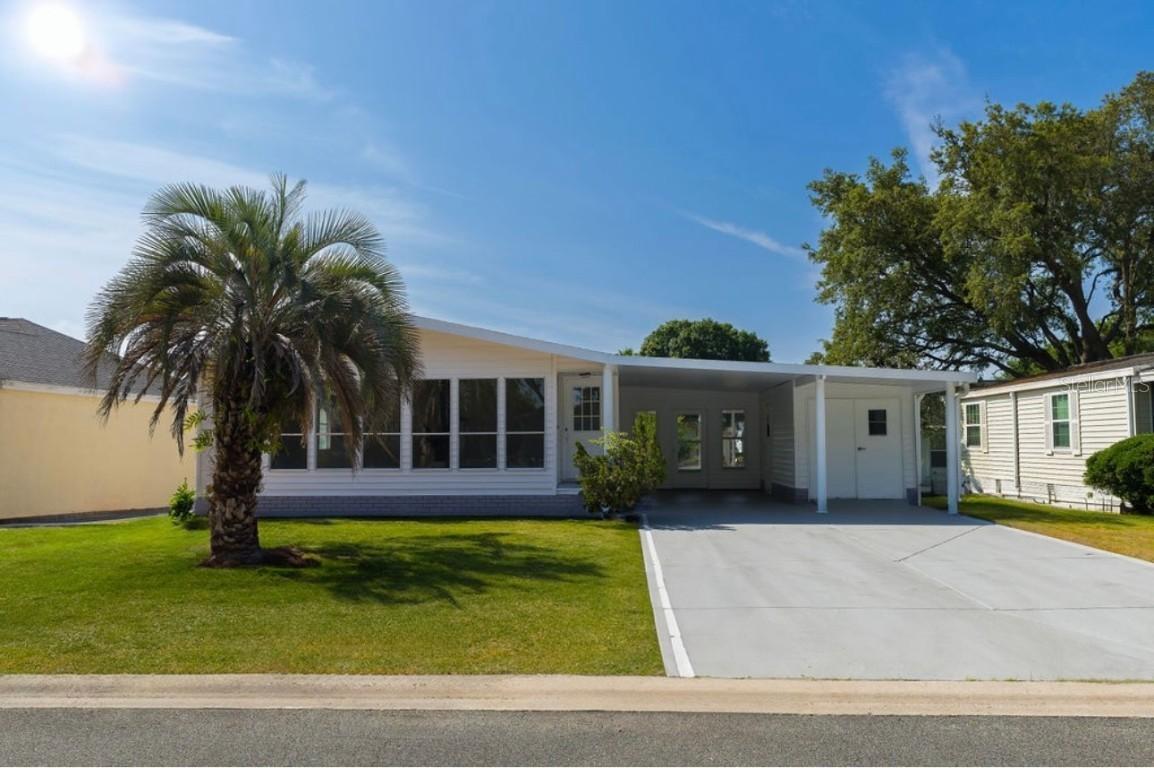 1220 Zapata Pl., Lady Lake, FL 32159