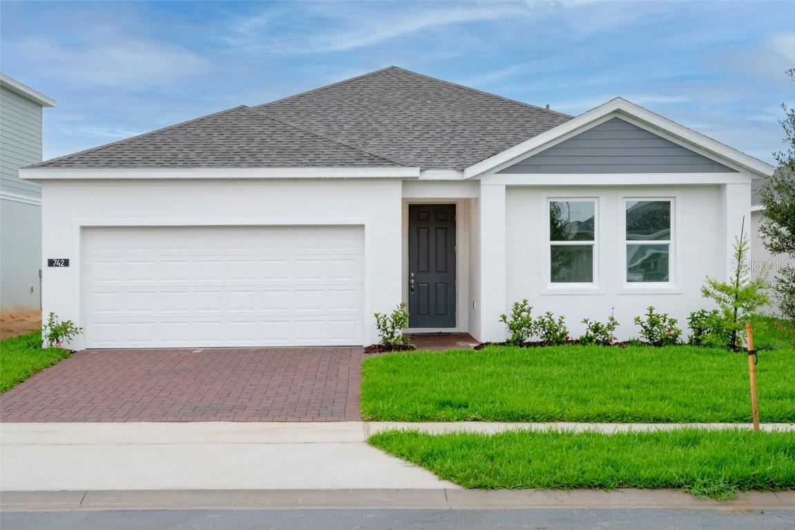 742 Ginger Dr., Haines City, FL 33844