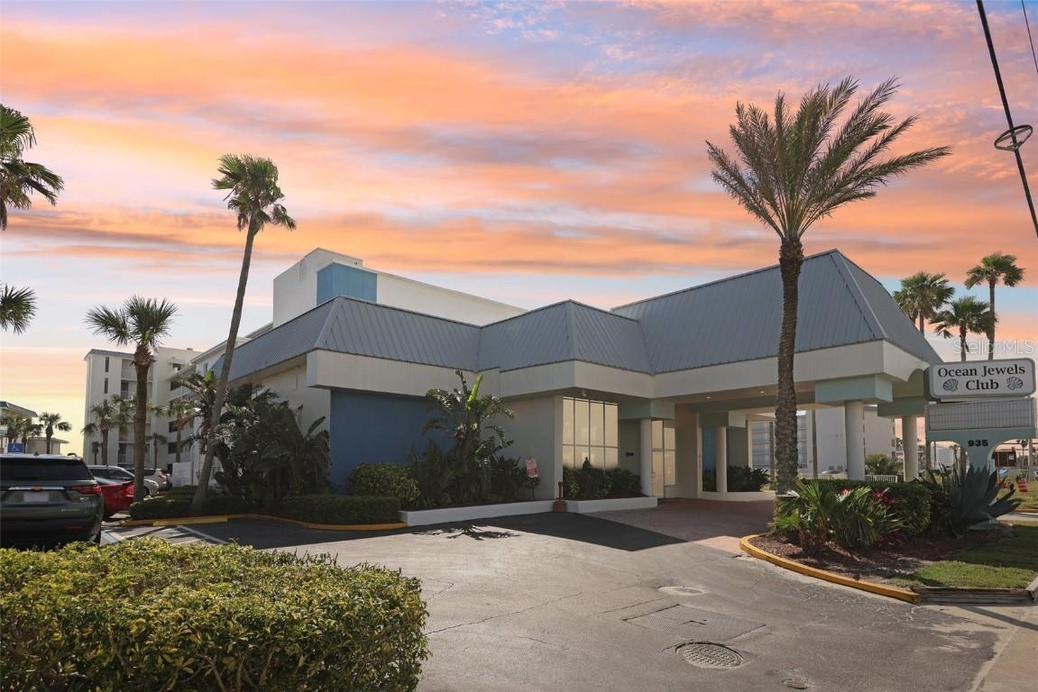 935 S Atlantic Ave. #302, Daytona Beach, FL 32118