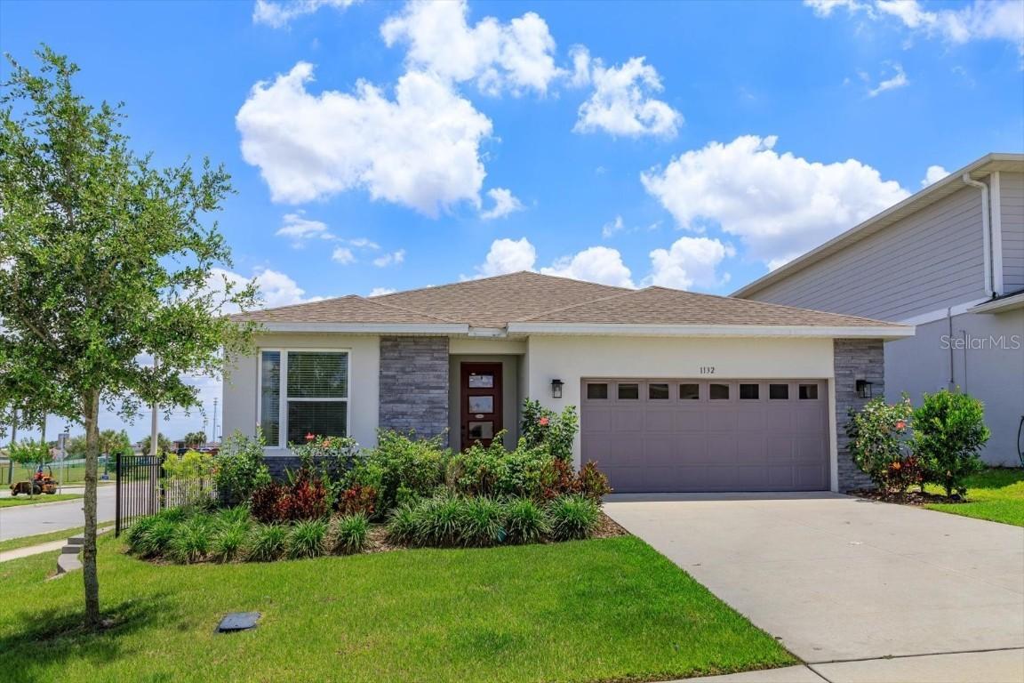 1132 Sugarwood St., Davenport, FL 33837