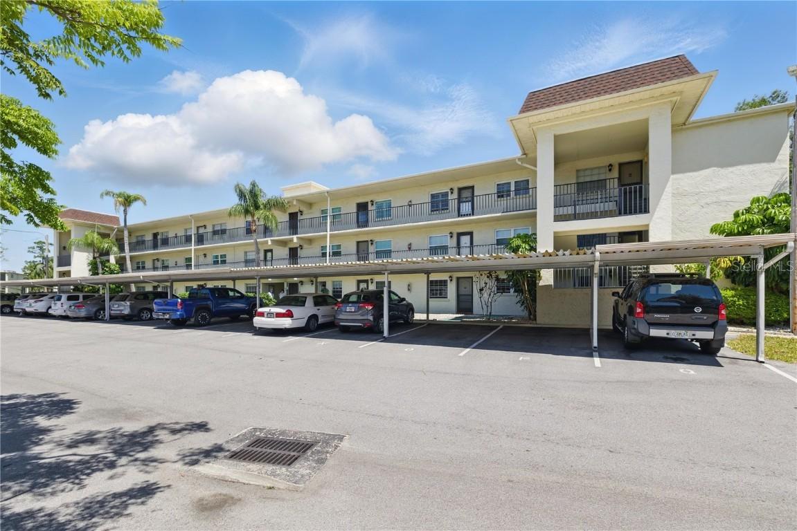 1415 Doolittle Ln. #106, Dunedin, FL 34698