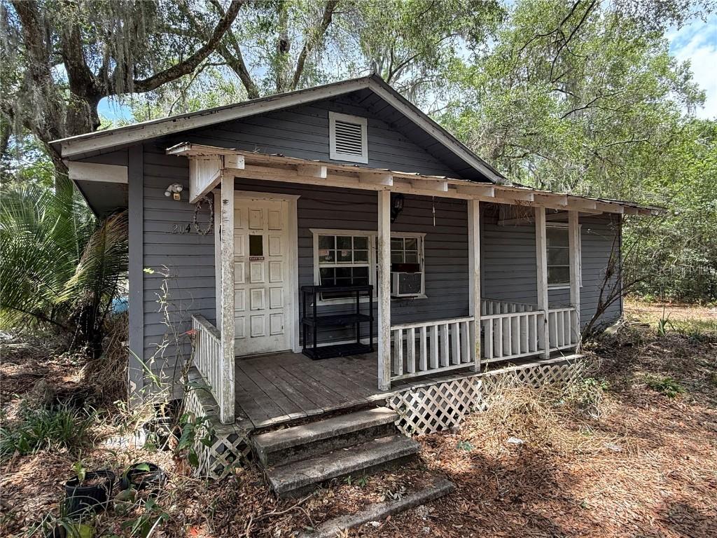 204 Lake St., Osteen, FL 32764
