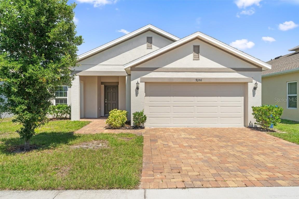 9356 St Therese St., Groveland, FL 34736