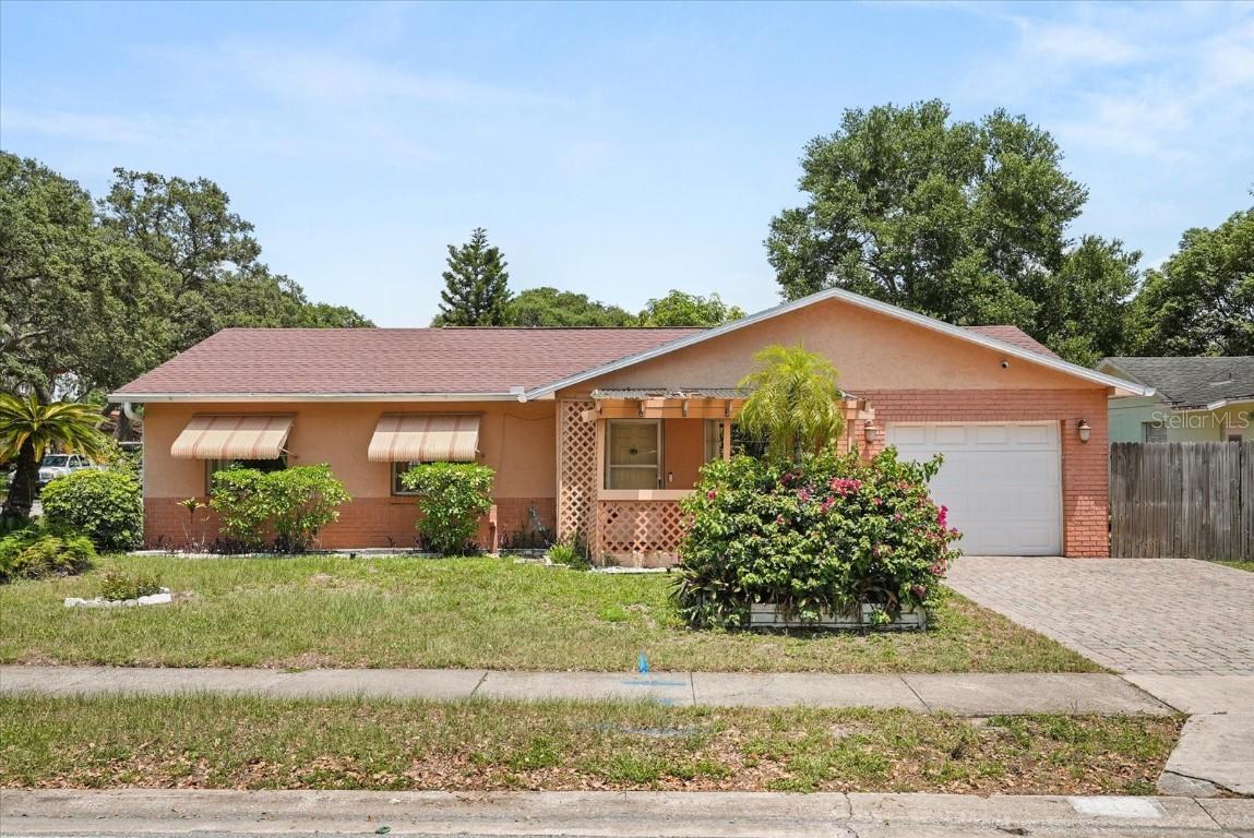 2933 N Chickasaw Tr., Orlando, FL 32817