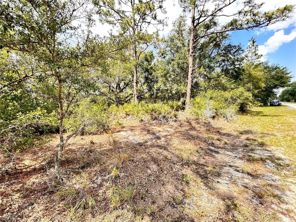 514 Indian Lake Dr., Indian Lake Estates, FL 33855