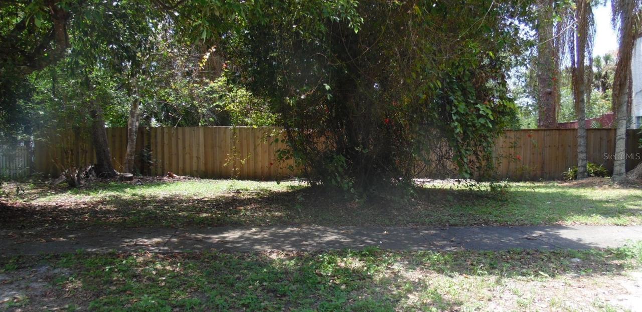 Valencia St., Sanford, FL 32771