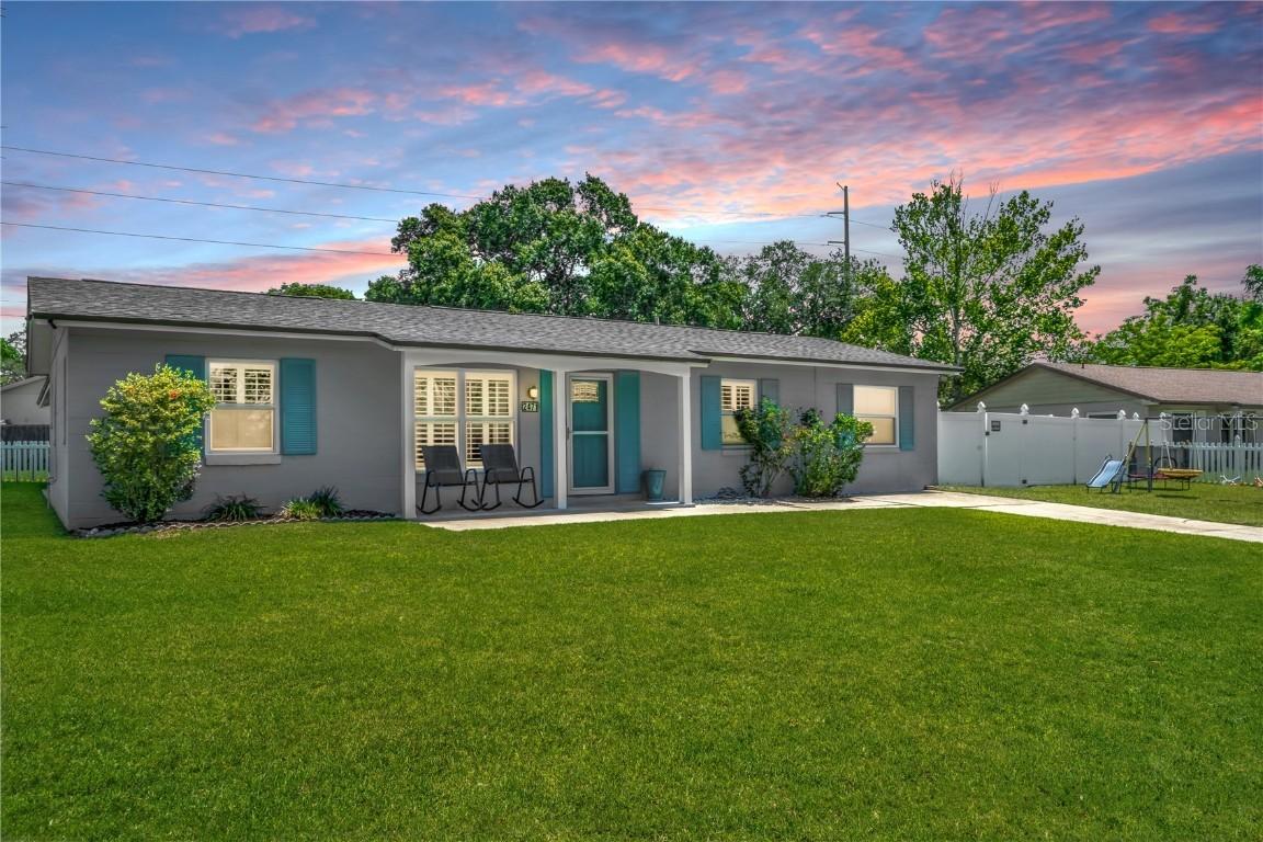 2471 Greenwood St., Deltona, FL 32738