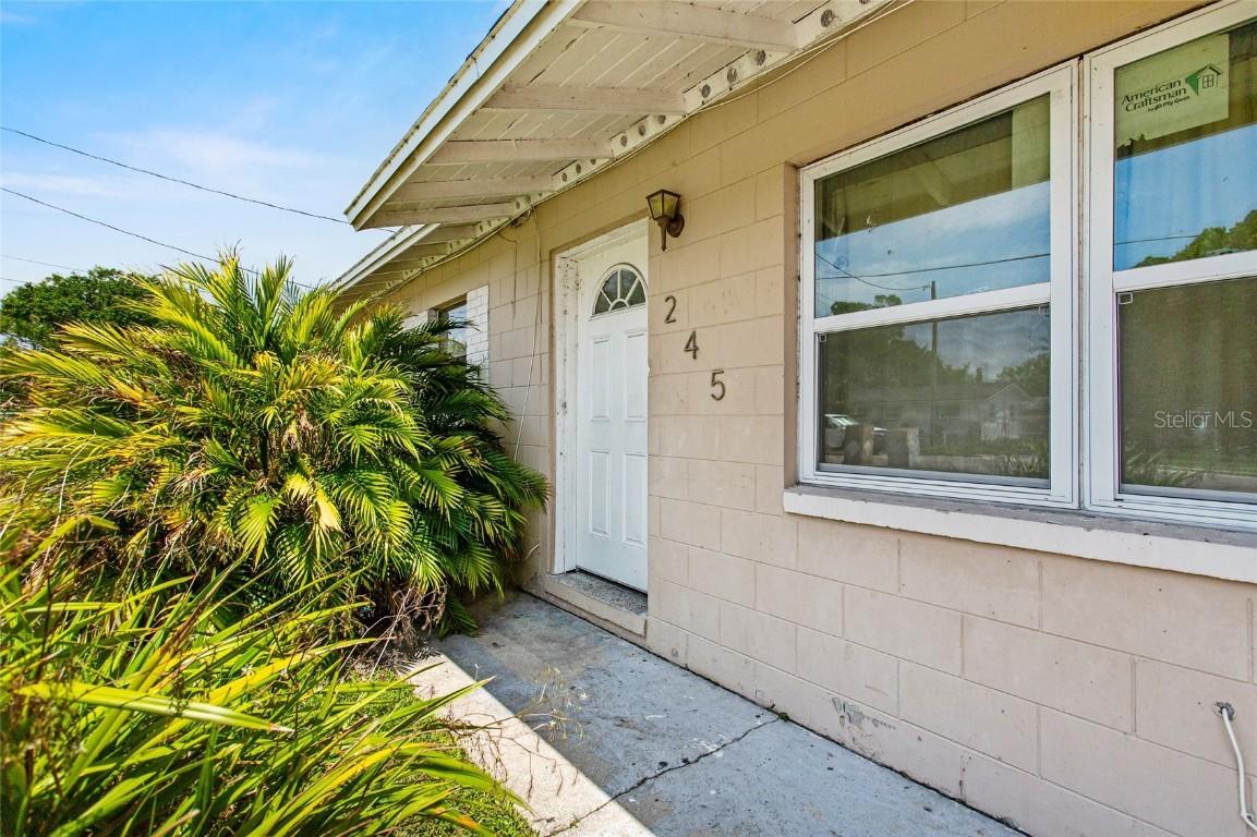 245 Amador Cir., Orlando, FL 32810