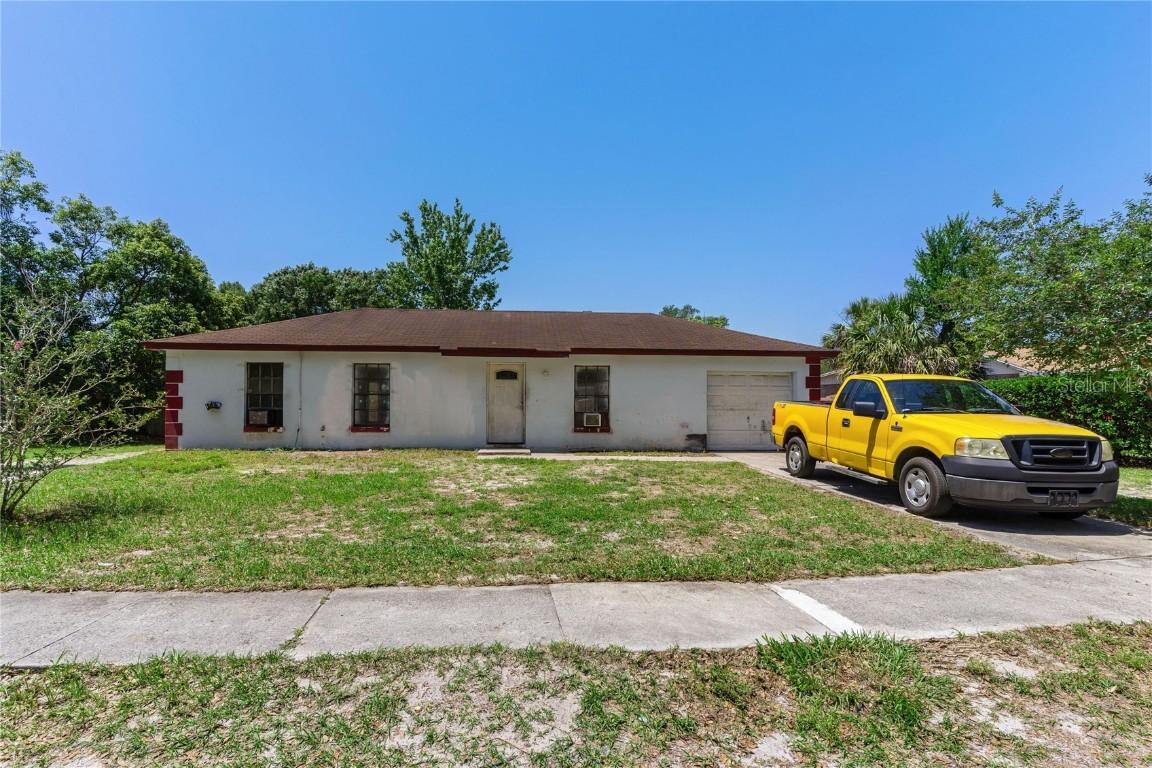 315 Panama Cir., Winter Springs, FL 32708