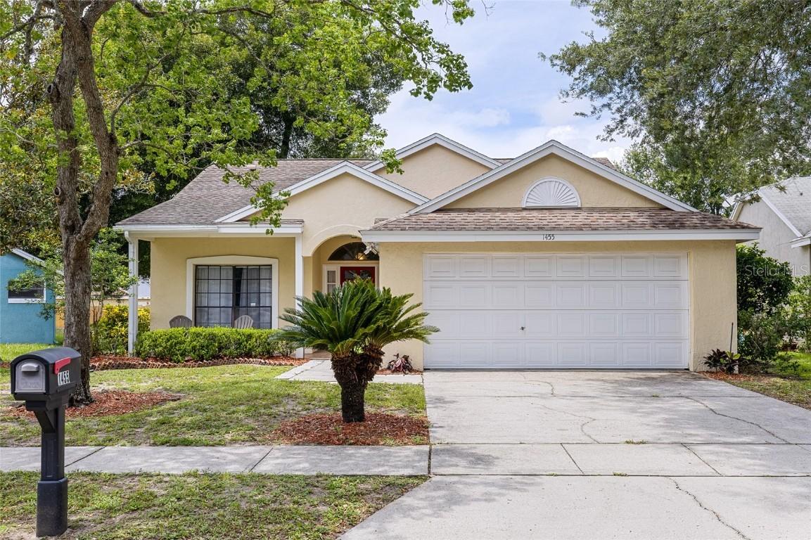 1455 Margarete Crescent Dr., Apopka, FL 32703
