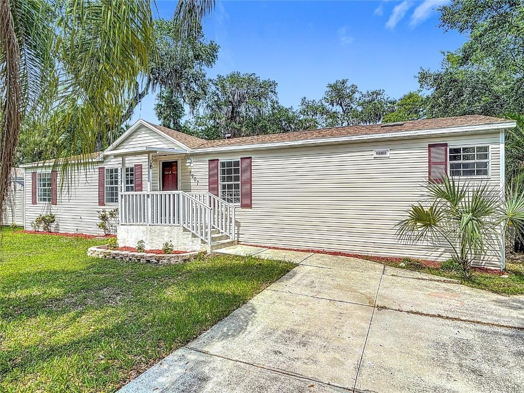 1907 Madre St., New Smyrna Beach, FL 32168