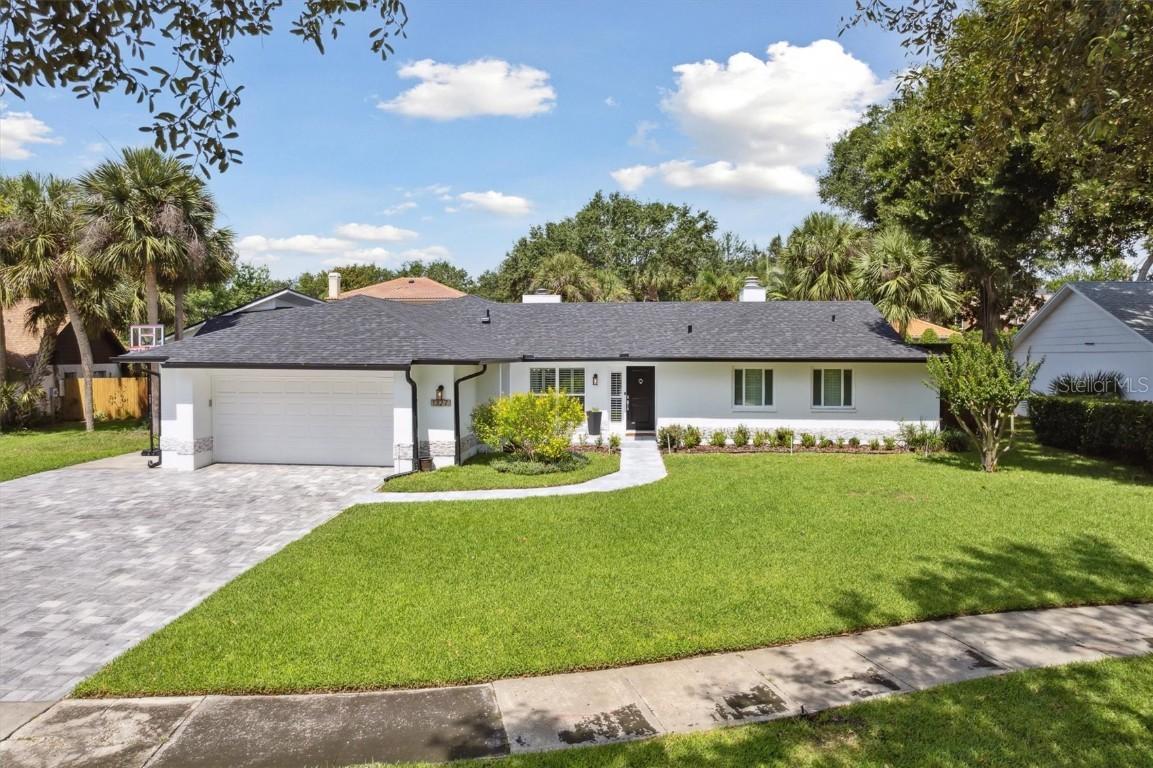 1327 Bridgeport Dr., Winter Park, FL 32789
