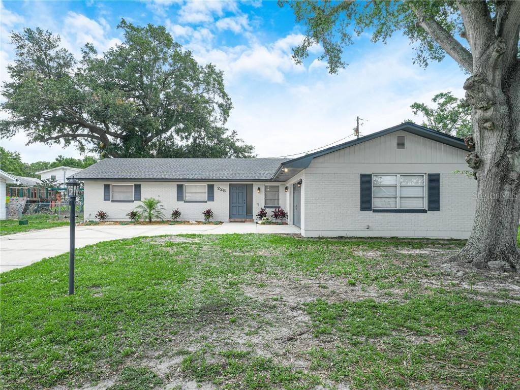 228 Kilmer Ln., Winter Haven, FL 33884