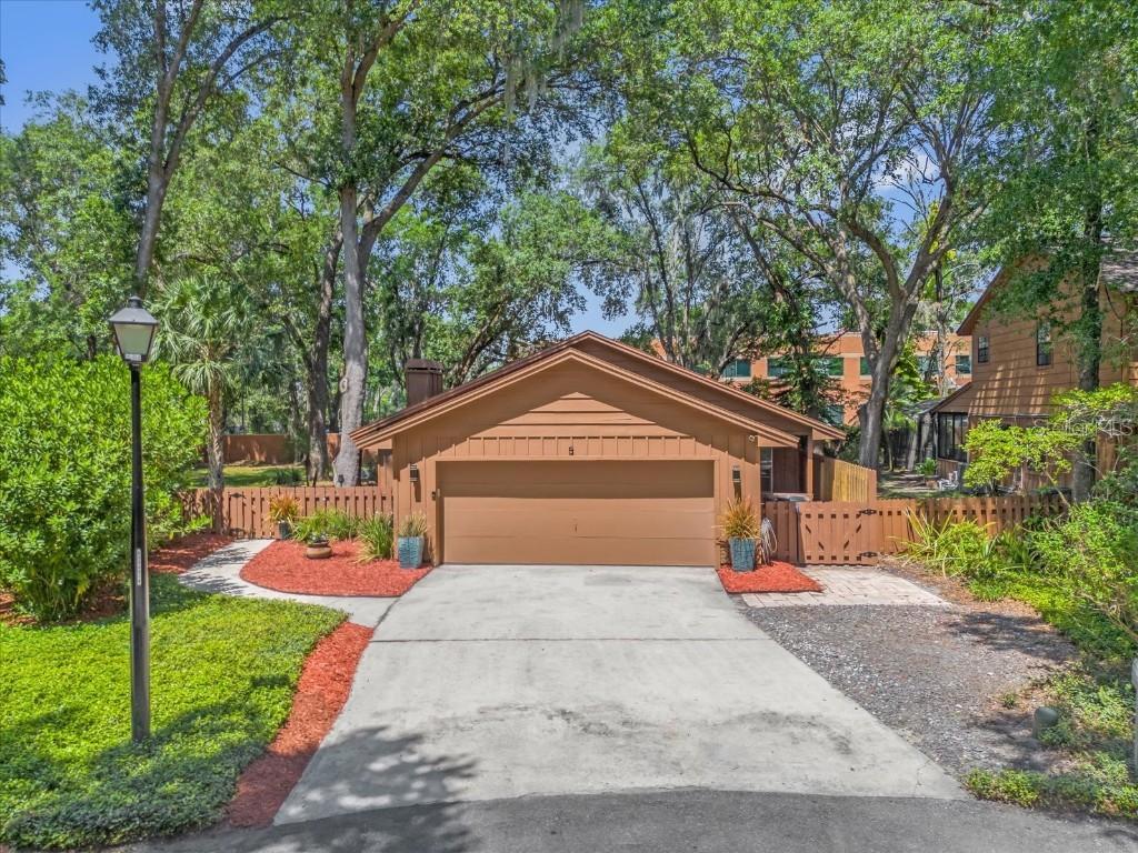 5 W Village Dr., Oviedo, FL 32765