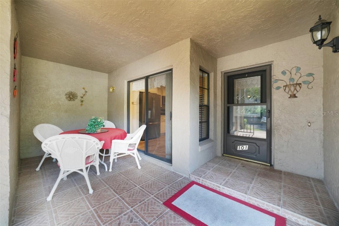 1074 Kensington Park Ct. #101, Altamonte Springs, FL 32714