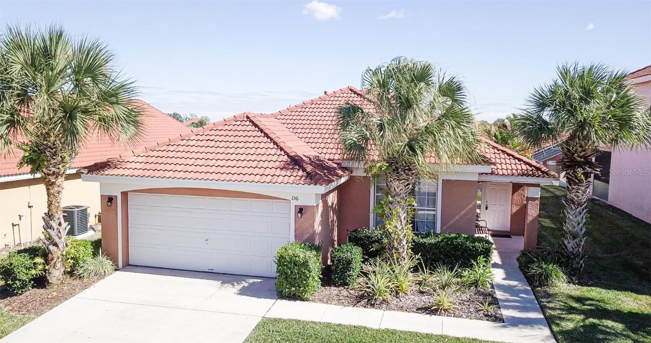 156 Carrera Ave., Davenport, FL 33897