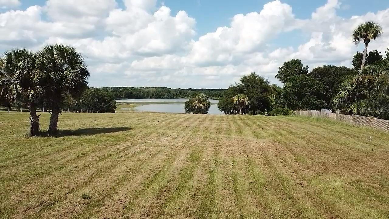 17400 Cooley Rd., Umatilla, FL 32784