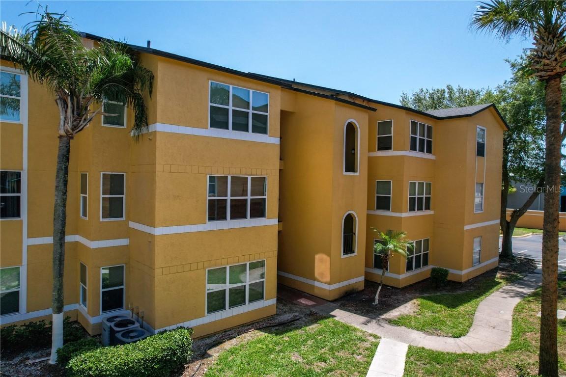 4528 Commander Dr. #2033, Orlando, FL 32822