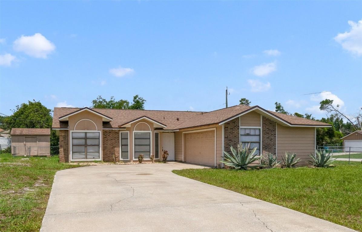 2880 Trenton Ln., Deltona, FL 32738