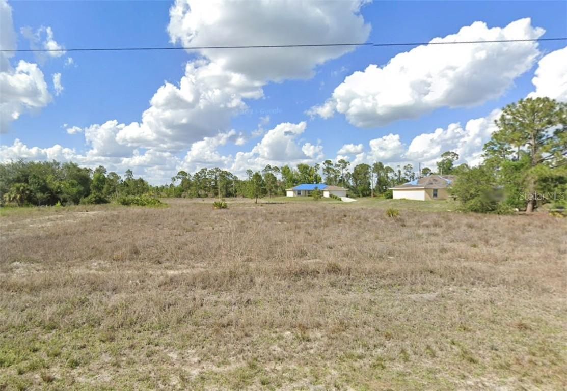 1241 Delores St., Lehigh Acres, FL 33974
