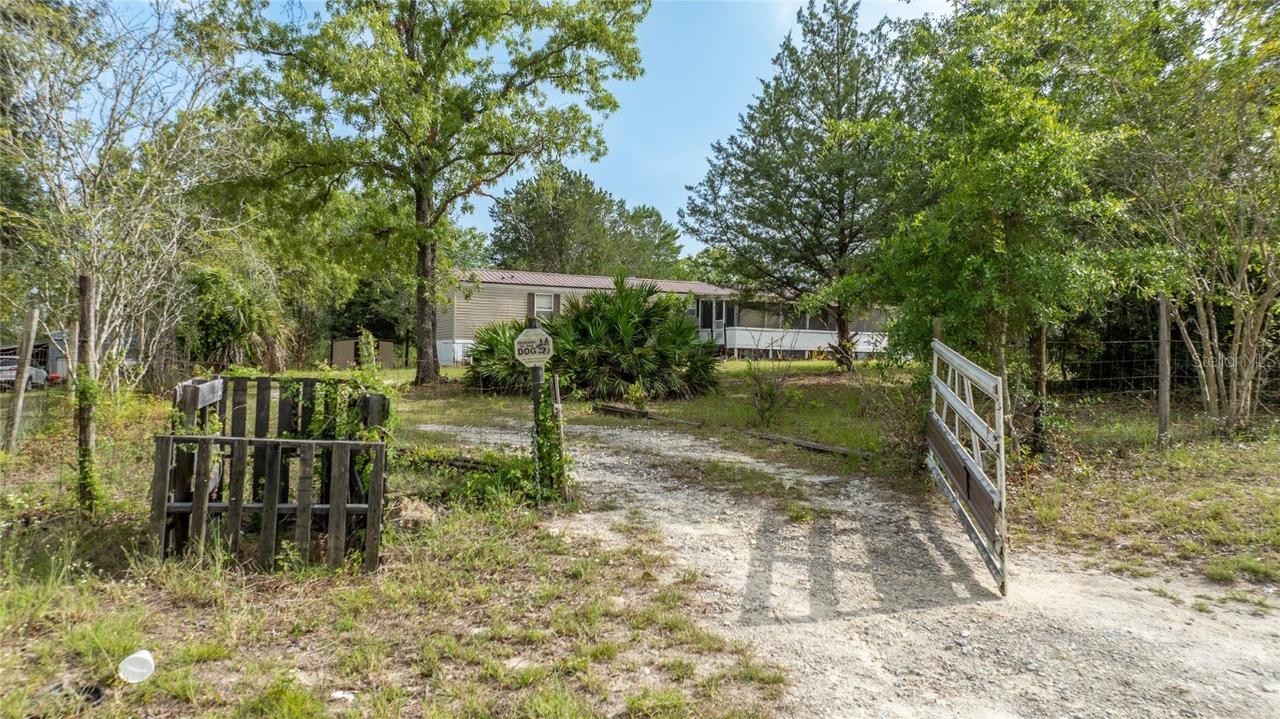 21750 Se 66th St, Morriston, FL 32668