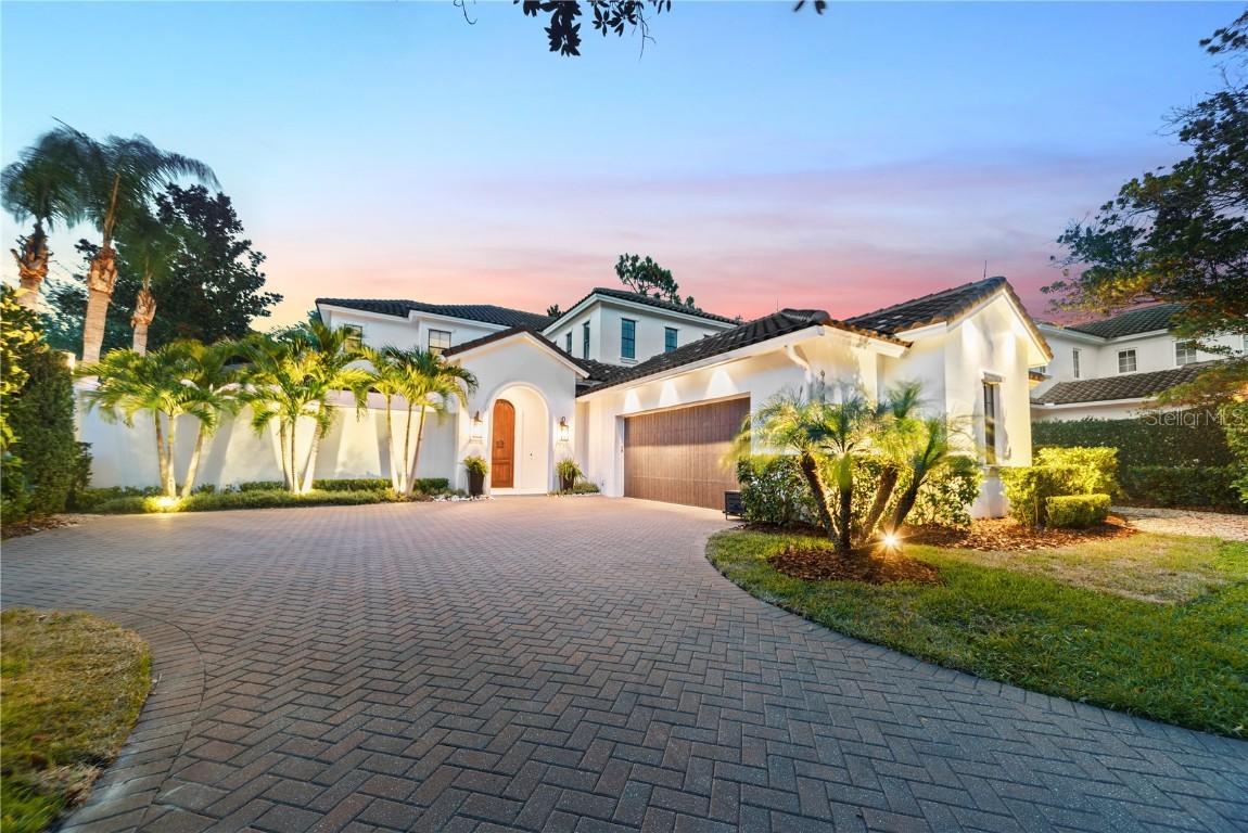 9743 Covent Garden Dr., Orlando, FL 32827