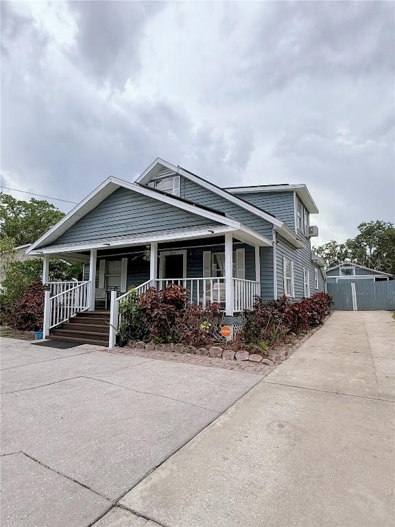 319 N Scenic Hwy., Frostproof, FL 33843