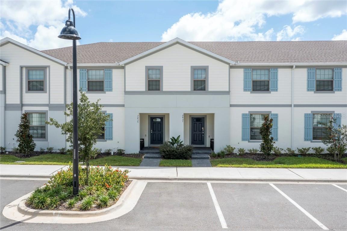 2439 Dubai St., Kissimmee, FL 34747
