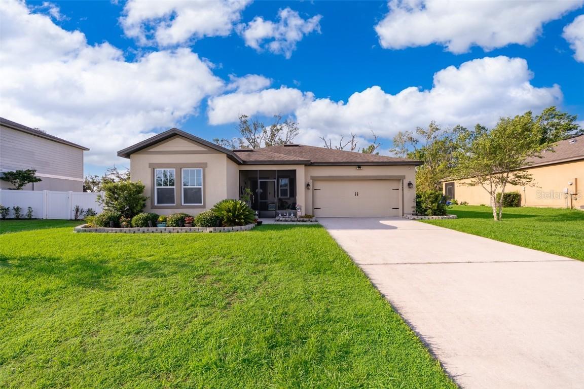 16379 Blooming Cherry Dr., Groveland, FL 34736