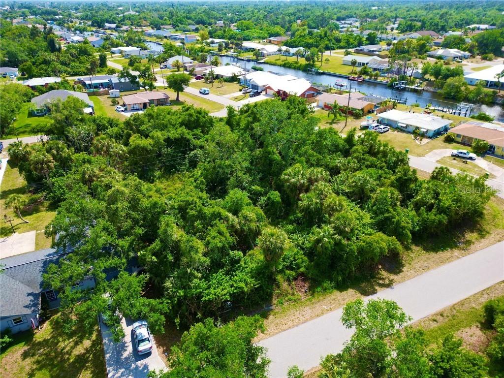 1181 Belmar Ave., Port Charlotte, FL 33948