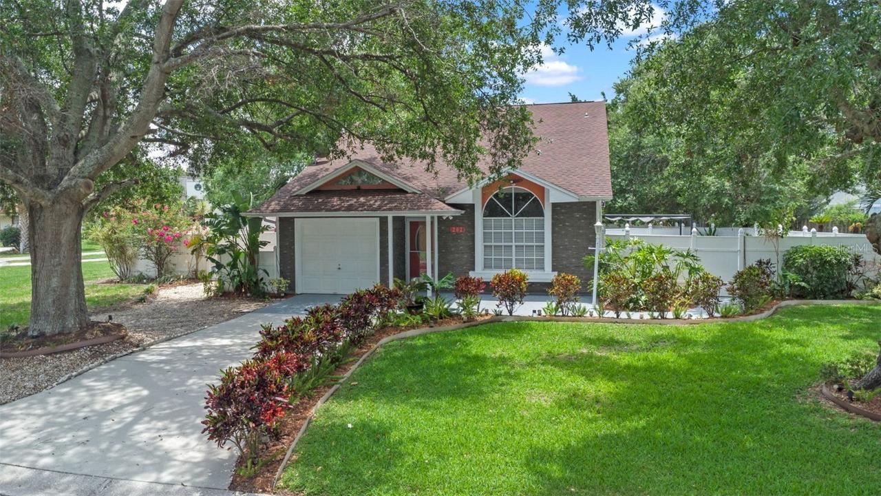 202 Ferryboat Ct., Orlando, FL 32828